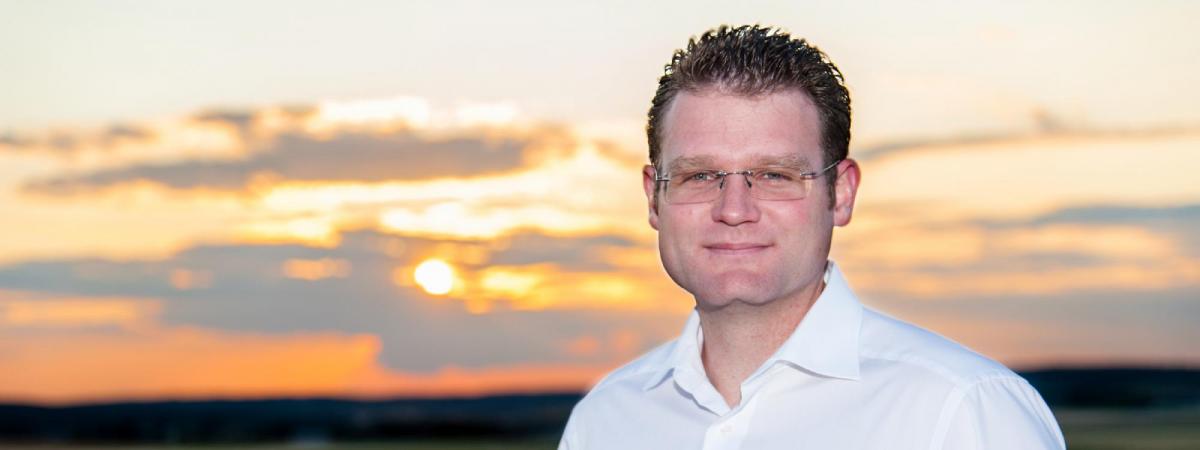 Geschäftsführer Bernhard König Geschäftsführer Bernhard König